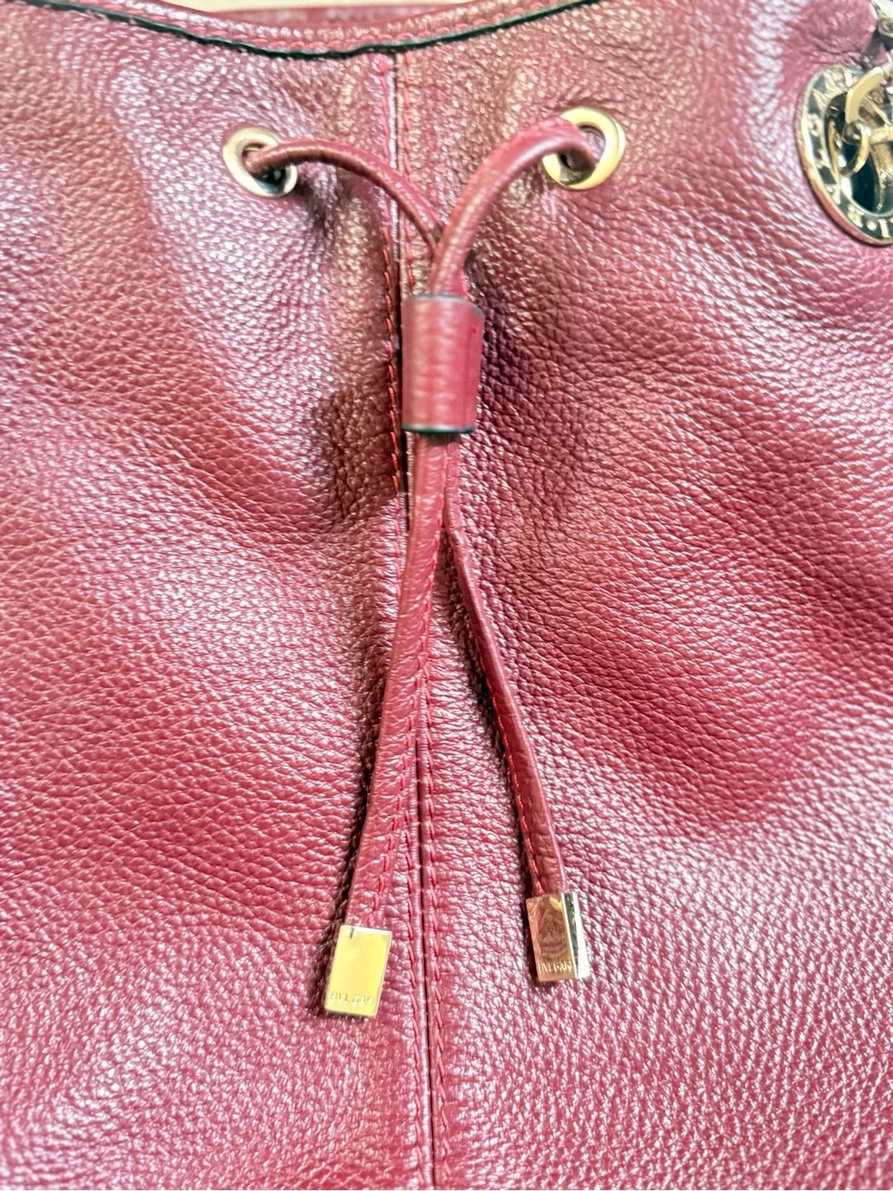 LEATHER  Women's Red Leather Chain-Handle Tote Bag